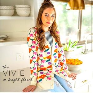 Evy’s Tree “Vivie” Cardigan in Bright Floral size Small